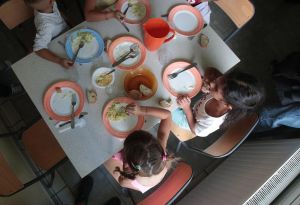 Cantines à Pau : quel tarif allez-vous payer à la rentrée selon vos revenus