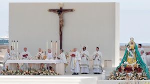 Que vuelva el Papa todos los meses