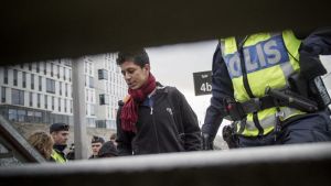 Švedski parlament izglasao zakon o „dobrom ponašanju“ migranata: Službenici u javnom sektoru bi mogli da postanu doušnici