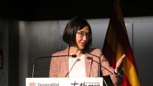 Parlon admite que el plan piloto de introducir a Mossos en las escuelas está en 