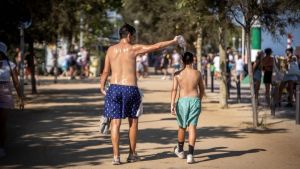 Más de cuatro millones de niños españoles están expuestos a grandes amenazas climáticas como el calor extremo, las sequías y la contaminación