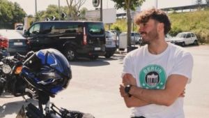 Jacopo Fisciano, infermiere del Monaldi, muore a 27 anni per un incidente in moto: tornava dal mare