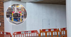 LEGO store boarded up as builders start assembling pieces