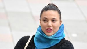 El juez ordena detener a la actriz Elisa Mouliaá tras no acudir a declarar por presuntas calumnias a Errejón