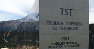 Fila na Justiça do Trabalho se torna um peso no bolso do trabalhador