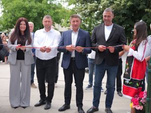 Една дългогодишна мечта вече е реалност: Руенското село Дъскотна има нов парк
