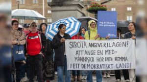 Zweden verplicht ambtenaren om ongedocumenteerde migranten aan te geven