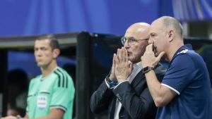 El vestuario arropa a De la Fuente tras el empate con Cabo Verde: “¡Si creen que España se vendrá abajo, se equivocan!”