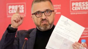 NUNS: Nedopustivo etiketiranje, huškačke kvalifikacije i nacionalno targetiranje novinara u Informeru