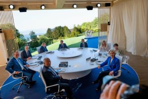 Al G7 di Evian è il giorno dell’Ucraina, Trump: “Mosca deve trattare”