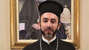 Σε αργία ο Μητροπολίτης Πτολεμαΐδος: Κατηγορείται ότι έδειχνε τα γεννητικά του όργανα στα Πετράλωνα