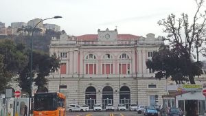 Linea 2 ancora chiusa tra Campi Flegrei e Pozzuoli: «Soluzione in due fasi»