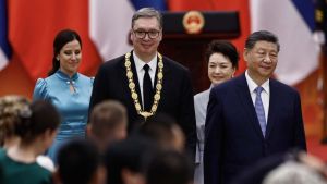 Ruski Insajder: Vučićev zadatak je da pomogne Pekingu da otvori „prozor u Evropu“