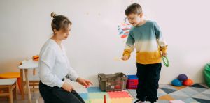 Screening all 3‑ and 4‑year‑olds for developmental delay makes sense. But diagnosing autism is different