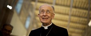 Chi era Camillo Ruini, il cardinale conservatore amico di Berlusconi