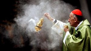 Quei valori ‘non negoziabili’ nella Chiesa di Ruini: la difesa della vita, la famiglia, l'educazione e l'etica /