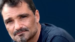 Chiaravalle, Daniele Mecarelli presenta il suo 'Con-essere. Corpi in alleanza'