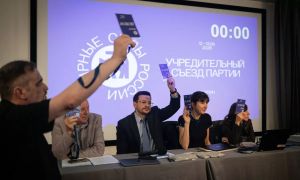 Mirna Rusija: razbita opozicija z novo politično stranko izziva Putina