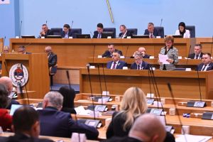Usvojen rebalans budžeta RS od 8,5 milijardi KM: Skraćen pripravnički staž i uvedena nova socijalna prava