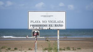 Morir en la playa por arañar unos euros