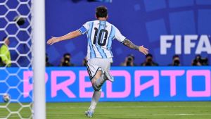 Lo spettacolo latita e su Dazn e Mancini si eccita per Messi in lacrime