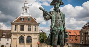 We don't want to be governed by Norwich! (Historic town calls for its own council)