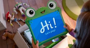 EMBARGO: DONDERDAGOCHTEND Wint ouderwets speelgoed het van de schermen? In de nieuwe Toy Story is de schurk een tablet