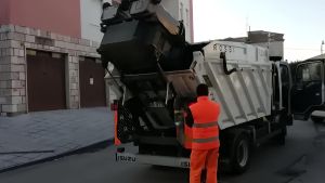 AnconAmbiente gioca d’anticipo contro l'afa: i servizi diurni spostati alle 5 del mattino