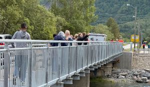 – Vi har fått ein smal, krokåt og kostbar revsti