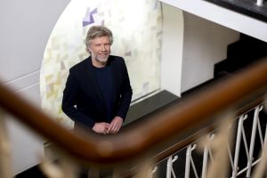 Na 31 jaar vertrekt Arjan Lock met pijn in het hart bij de EO. ‘Eerste Passion was een hoogtepunt’
