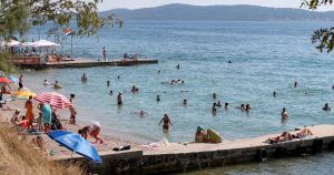 Godinama pune hrvatsku obalu, a sada turistima poslali poruku: 'Odaberite nas umjesto Jadrana'