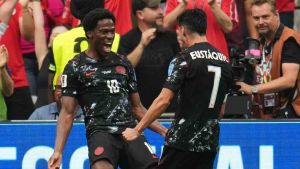 David's bounce-back performance leads Canada to historic World Cup win