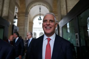 El turbio papel de los derivados en el asalto de UniCredit a Commerzbank