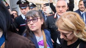 Odio verso la mamma di Sempio. Lettere di insulti a casa e messaggi sui social: «Mi dissero: “Ammazzati”»