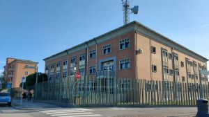 Giovane donna violentata in spiaggia a Sottomarina