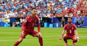 É hora de falar menos e jogar mais (e Ronaldo é só um dos problemas)