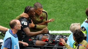 Ismael Koné, infortunio choc ai Mondiali: tibia e perone rotti in Canada-Qatar