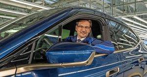 Der Autofluch lastet auf dem Dax