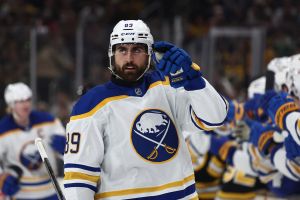 Oilers free agent targets: Why Alex Tuch is the ultimate top-six solution