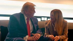 Meloni “allibita” allo scontro con Trump: fine di una illusione. La solidarietà di Mattarella