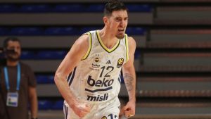 Fenerbahče šampion Turske, Šarunas Jasikevičijus se izjednačio sa Željkom Obradovićem