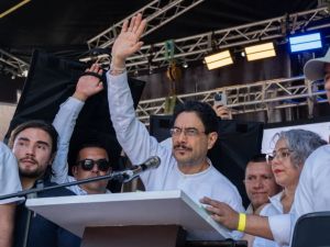 El doble rasero de Iván Cepeda