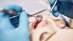Risarcita con 200mila euro. Per l’estrazione di un dente donna rischia la vita