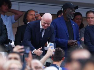 (PORTRET TEDNA) Gianni Infantino: Iluzionist, ki nam je nogomet razkosal na četrtine