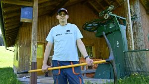 Die fehlende Hausnummer und das Drängen auf eine Beschneiungsanlage am Lift