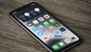 Apple devices have unfixable security flaw, researchers warn
