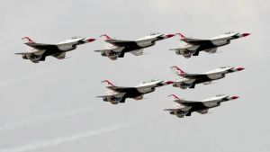 Celebrazioni del 4 luglio ad Aviano, Confindustria e Comune di Pordenone non parteciperanno