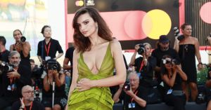 Eksplozivni esej prelijepe Emily Ratajkowski o njenim seksualnim avanturama kao samohrane majke
