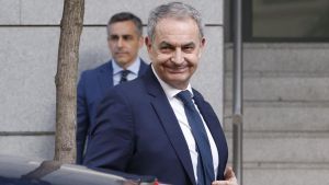 Lo de Zapatero, una hipótesis embrionaria