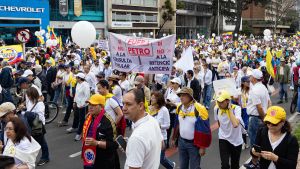 La democracia bajo amenaza